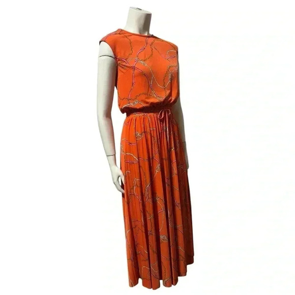 DONNA MORGAN sleeveless pleated orange dress chain print day to dinner size 2 - Picture 7 of 13